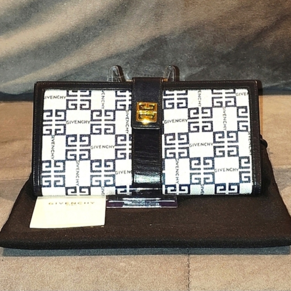 NWOT VINTAGE GIVENCHY NAVY BLUE MONOGRAM BI-FOLD SNAP LONG WALLET WITH DUSTBAG - Picture 4 of 14